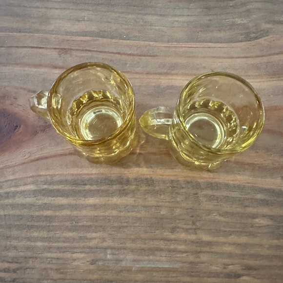 Vintage Federal Glass Amber & Yellow Mini Beer Mug Shot Glasses Set Of 2 - Picture 6 of 6